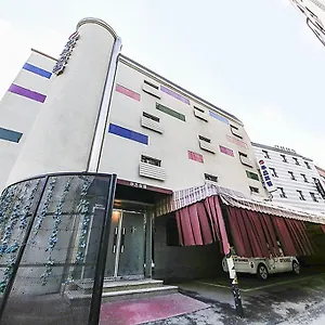 2* Hotel Coups